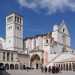 A motivi religiosi  invece connessa lamicizia sancita nel 2018 tra Bari e Assisi (Perugia): nella basilica inferiore di San Francesco si segnala una cappella consacrata a San Nicola, affrescata dai maestri giotteschi nel 1308-1310 (foto Berthold Werner)